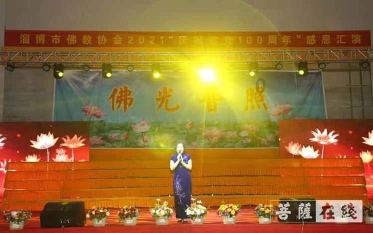 开封市城管执法支队守护浓浓“年味儿”